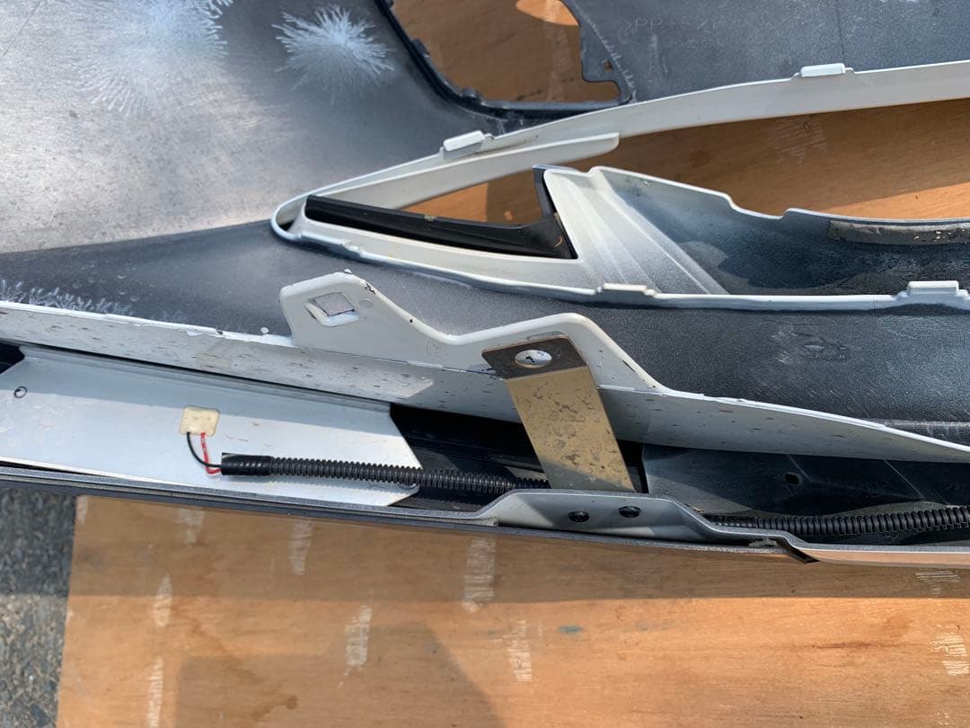 トヨタ プリウス ZVW50 前期 モデリスタ フロントバンパー　50系