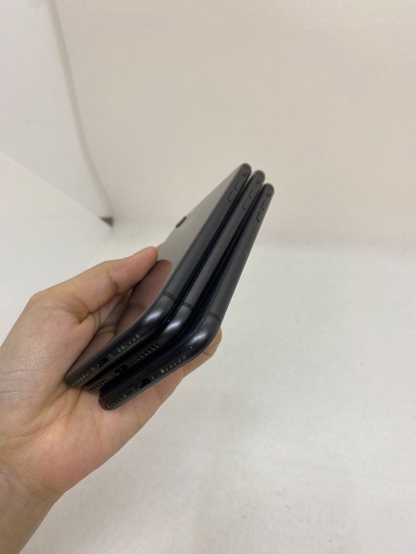 iPhone 8 セット 3台 64GB 256GB