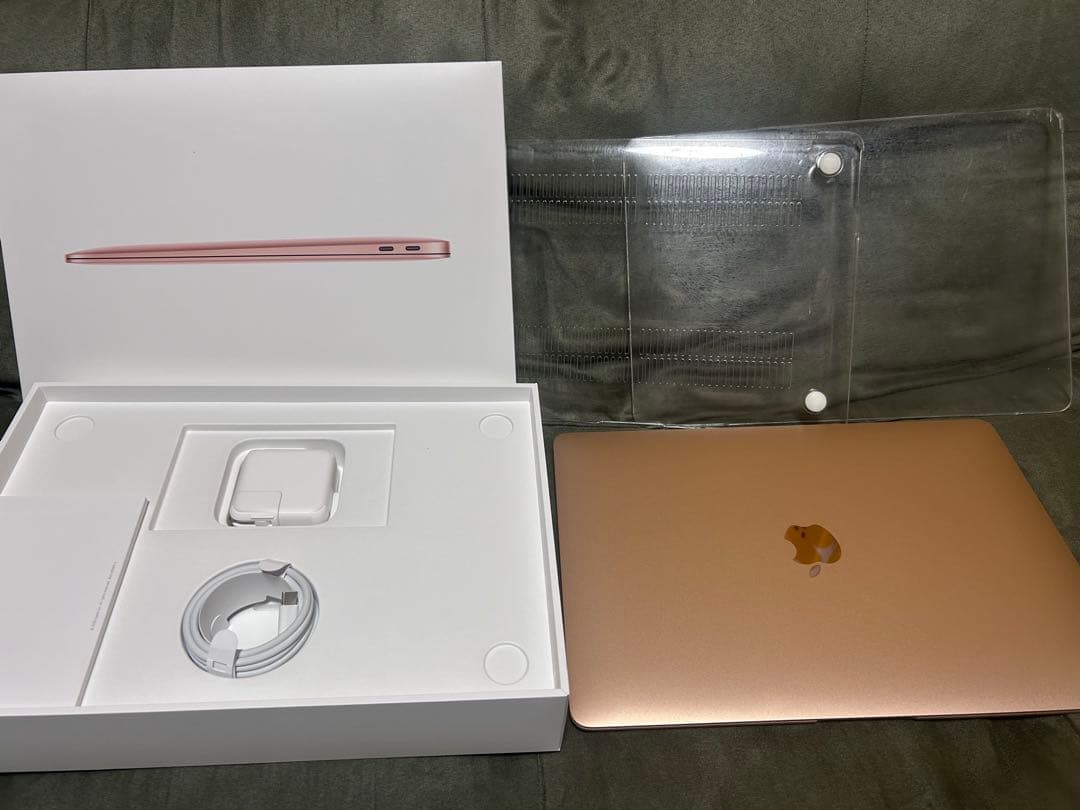 MacBook Air13インチ　256GB ゴールド