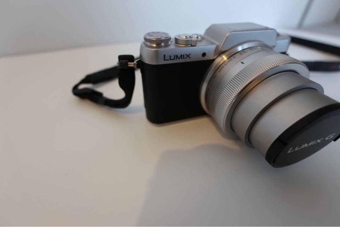 Panasonic LUMIX DMC-GF7 ミラーレス一眼カメラ　ブラック