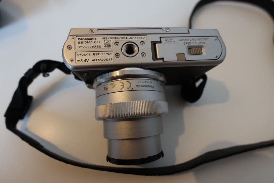 Panasonic LUMIX DMC-GF7 ミラーレス一眼カメラ　ブラック