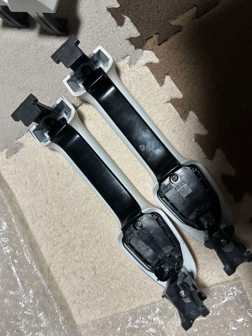 80ノア、ヴォクシー純正 アウターハンドルセット ホワイト