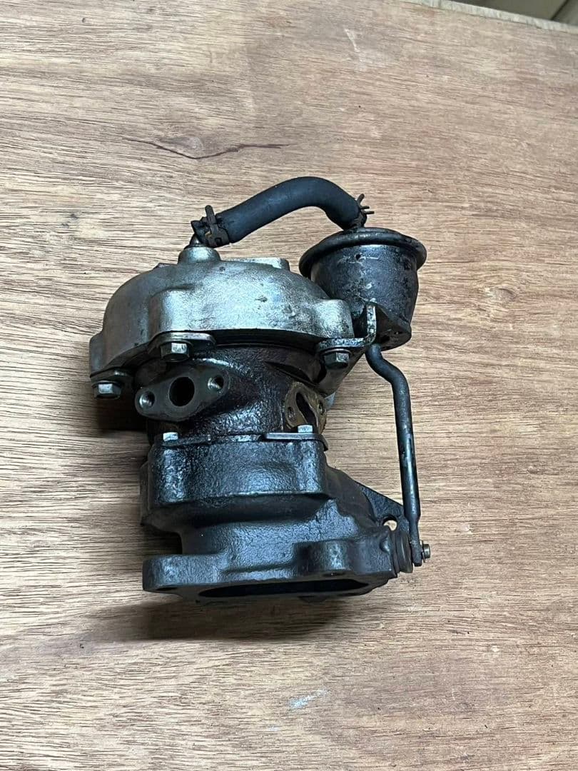 777とりおき分HITACHI ターボチャージャー