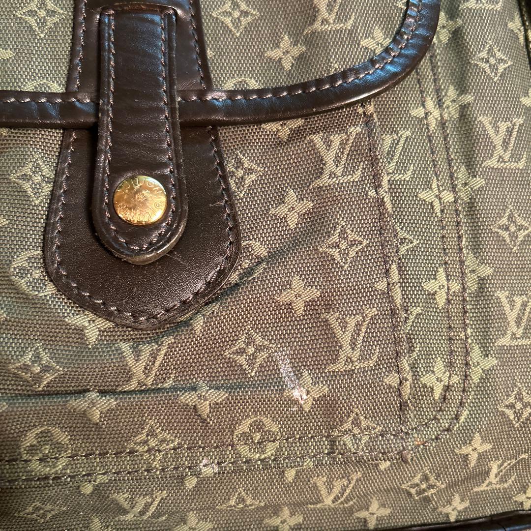 にかく！！Louis Vuitton ビジネスバッグ オリーブグリーン