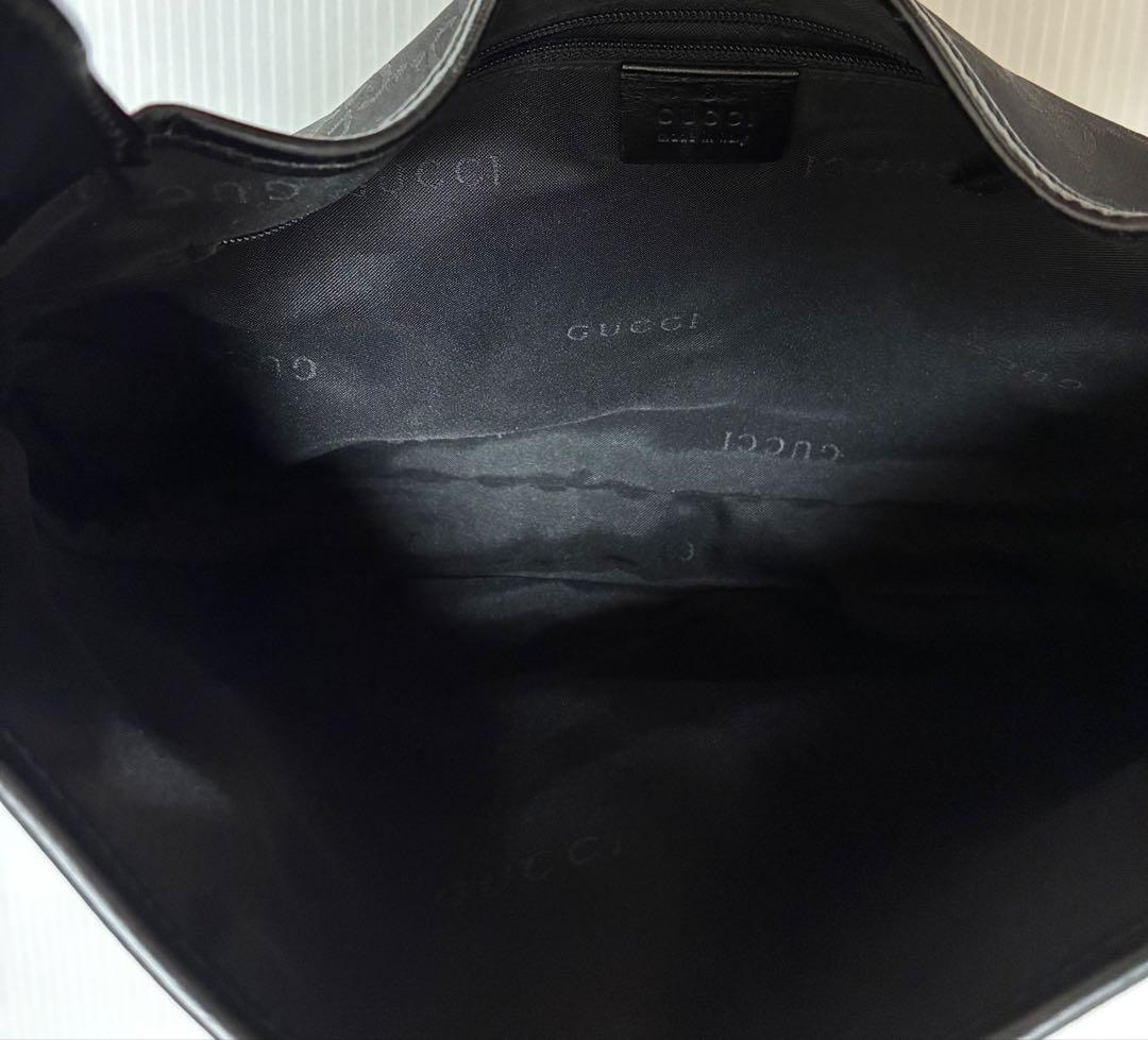 P*e様 グッチ ジャッキー レザー ワンショルダー バッグ 金具 GG 黒 ブ