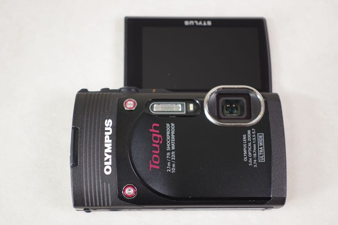 【極美品】OLYMPUS TG-850 防水 防塵 耐衝撃 元箱・付属品有り