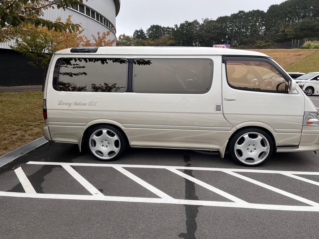 正月限定セール　カールソン　1/6 19インチ　8.5J通し