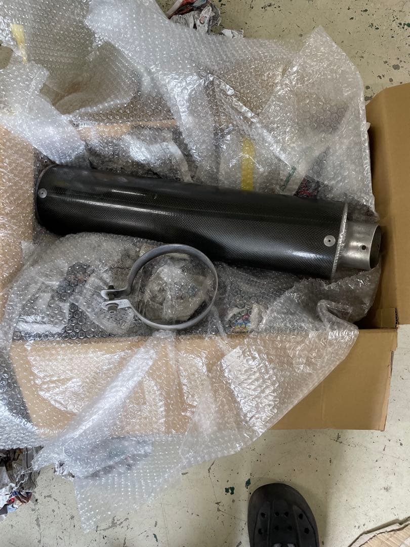 カーボン サイレンサークランプ付き　マフラー 検　cbr250rr mc22