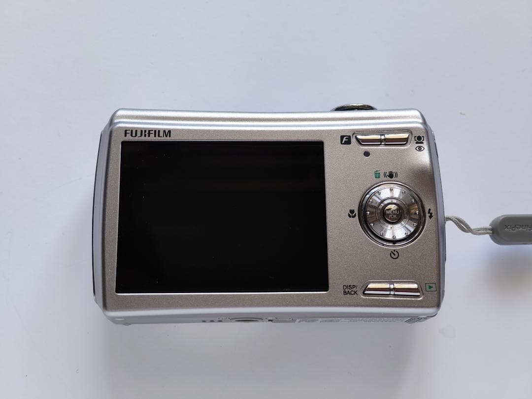 デジタルカメラ FUJIFILM FinePix F100fd