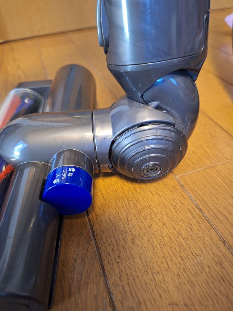 dyson DC63 掃除機　turbinehead 　付属品付　中古品　ピンク