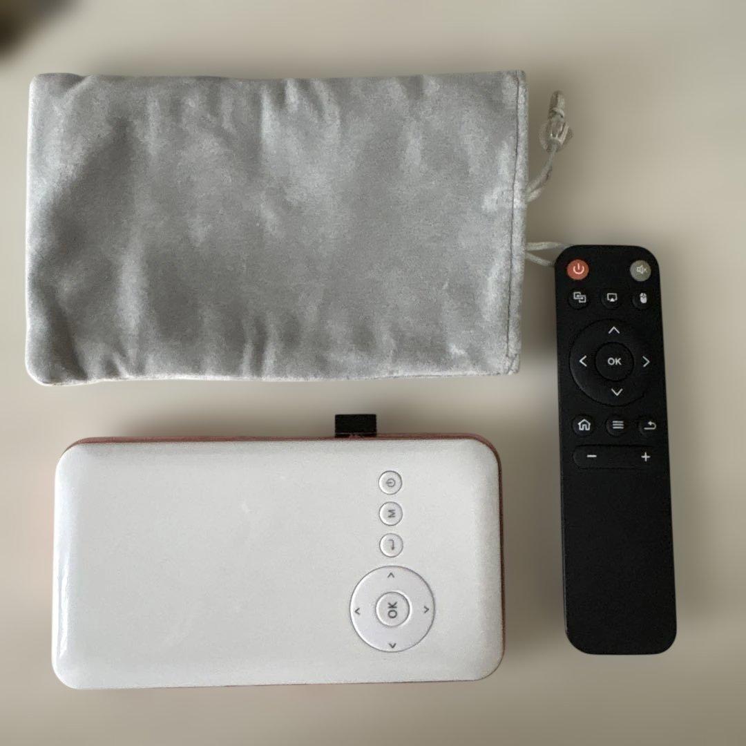 KABENI カベーニ ミニスマートプロジェクター 本体 三脚つき