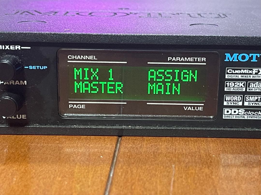 MOTU 828 Mk3 Hybrid オーディオインターフェイス