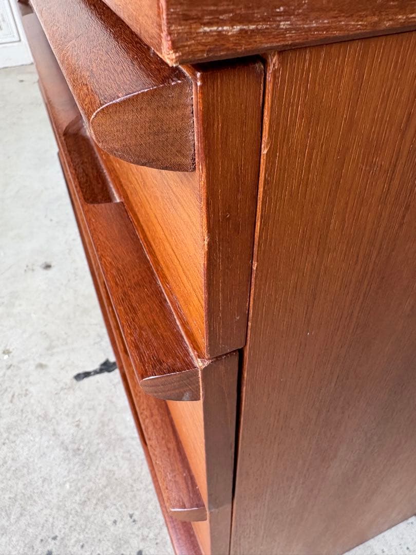 4段チェスト　ミッドセンチュリー　ヴィンテージ　サイドチェスト