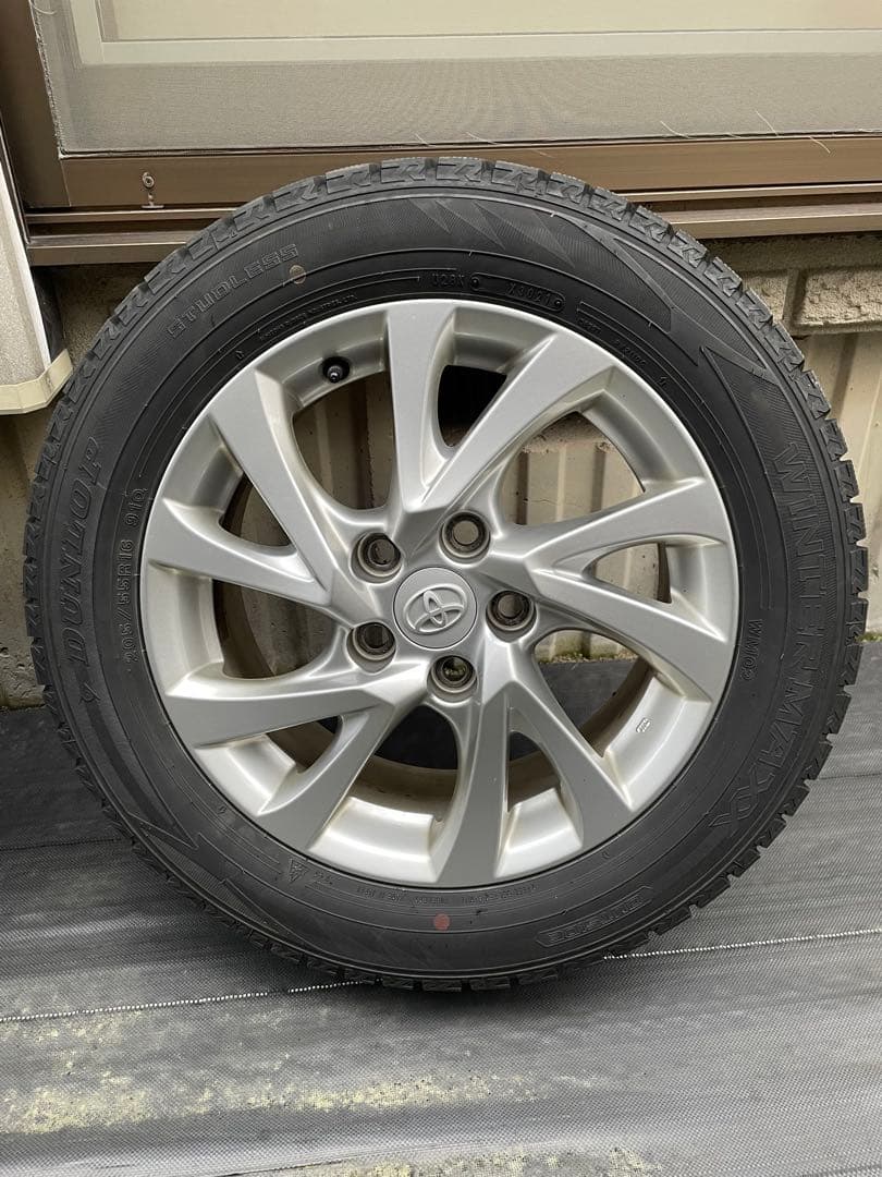 ③オーリスハイブリッド用純正16インチアルミホイールスタッドレスタイヤセット1本