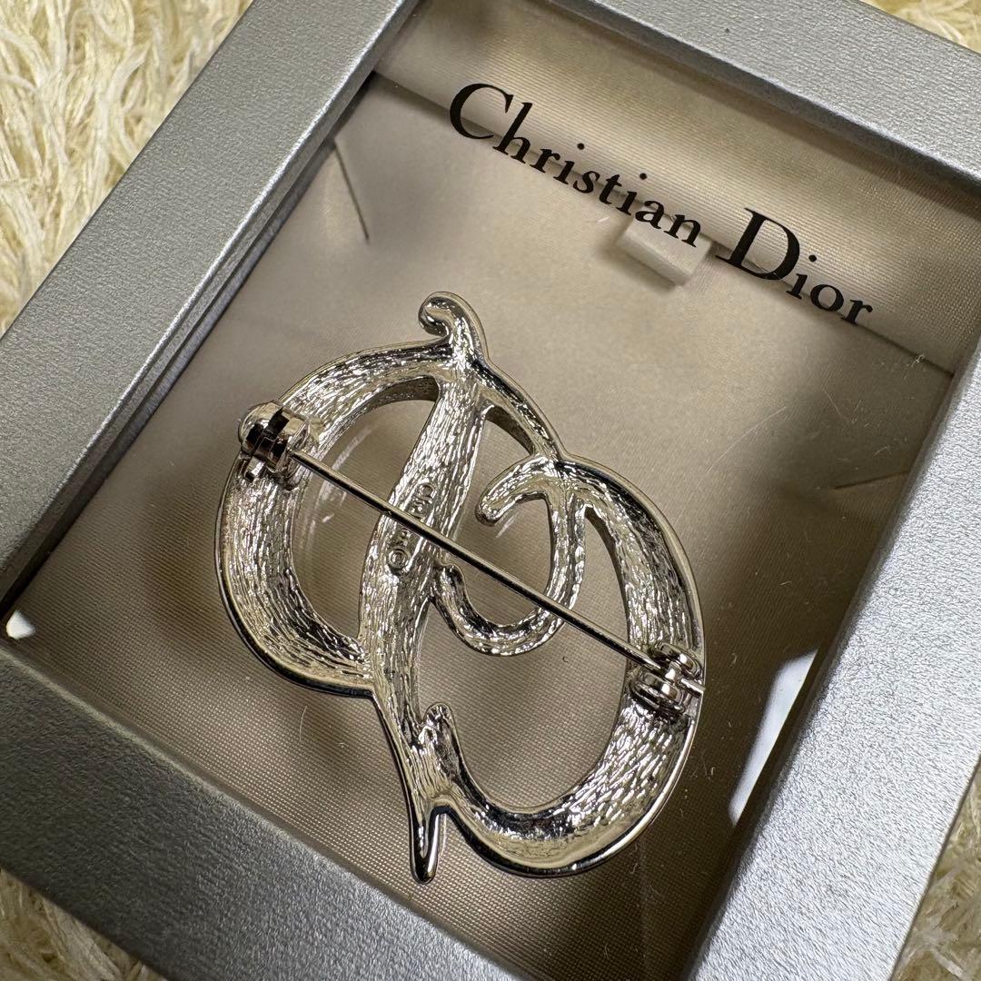 クリスチャンディオール　CDロゴ　ストーン　ブローチ　シルバーカラー