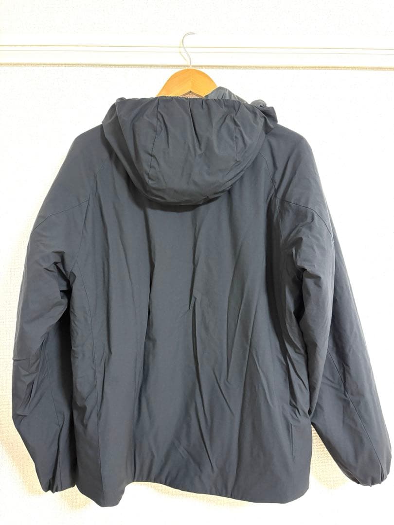 ユニクロC パフテックパーカー ブラック 黒 Mサイズ