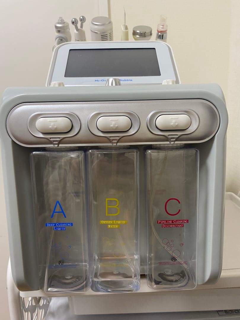 ハイドラフェイシャル・多機能6種類カートリッジ付き