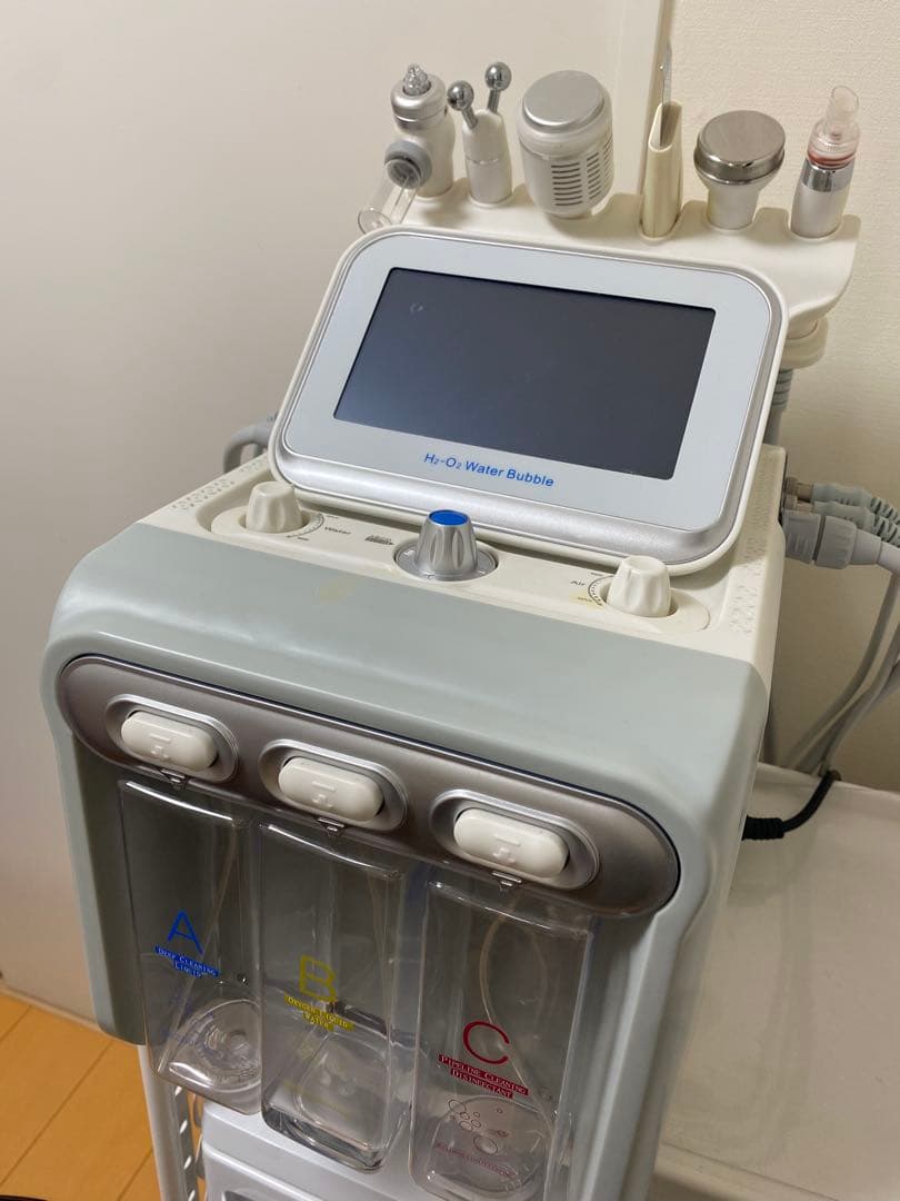 ハイドラフェイシャル・多機能6種類カートリッジ付き