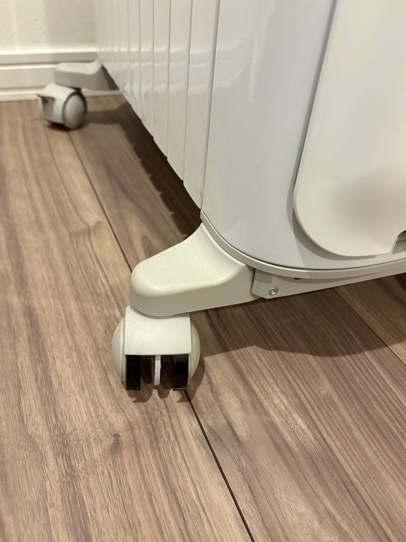 オイルヒーター DeLonghi RHJ75V0915