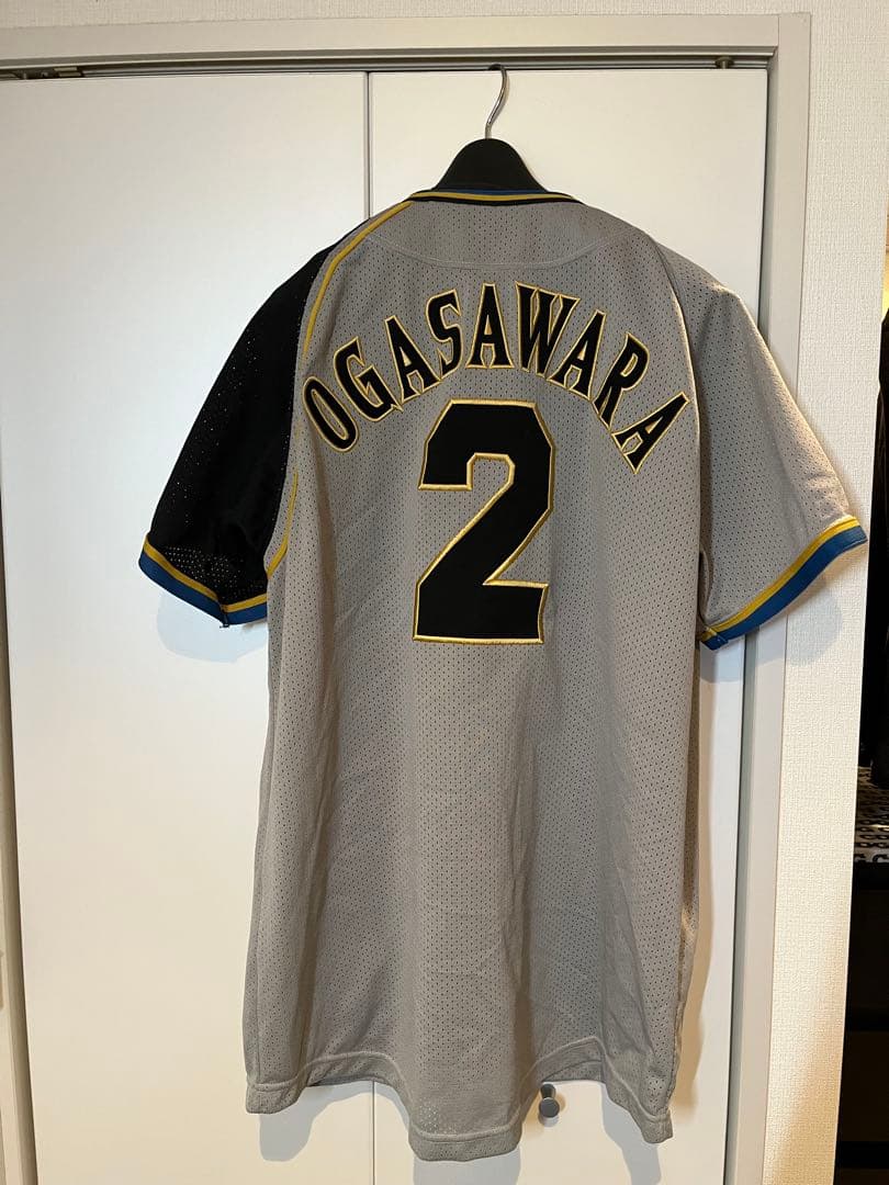 北海道日本ハムファイターズ ユニフォーム ビジター 小笠原道大