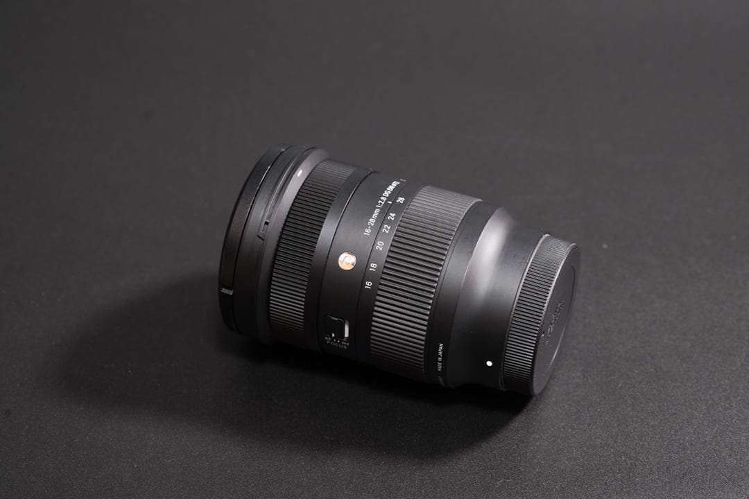 美品　SIGMA 16-28mm F2.8 DG DN（SONY E-mout）