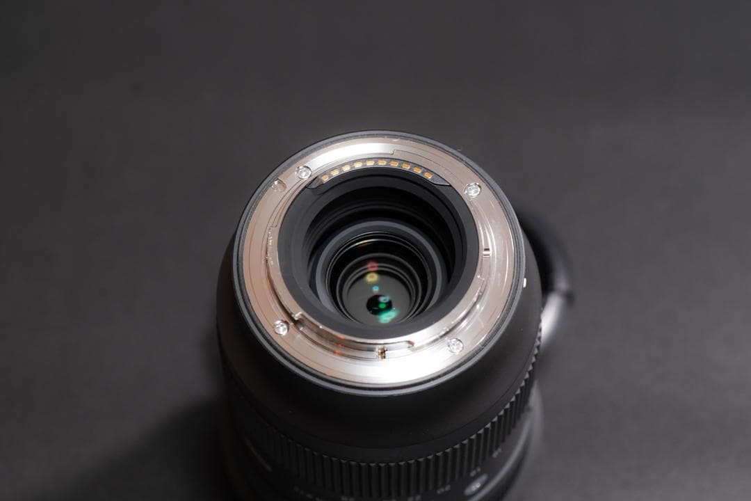 美品　SIGMA 16-28mm F2.8 DG DN（SONY E-mout）