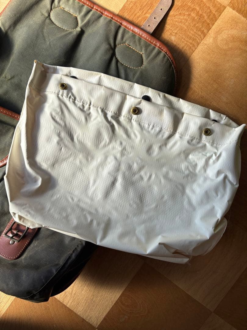 baraour バブアー ショルダーバッグオイルド 釣り メッセンジャーバック