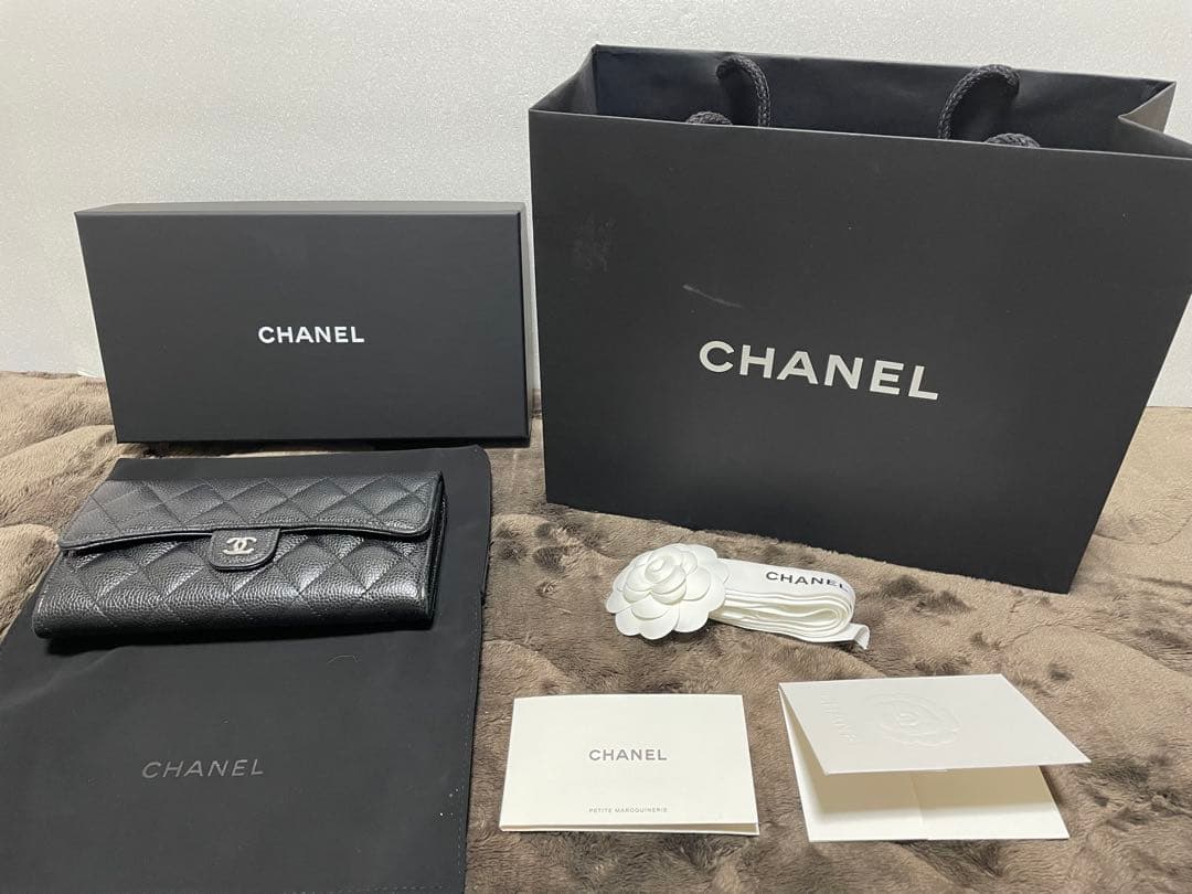 CHANEL シャネル 長財布 黒・ワイン色CLASSIC キャビアスキン正規品