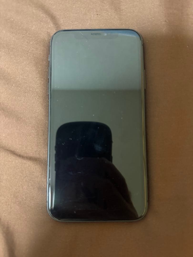 Apple iPhone 11 64gb 本体