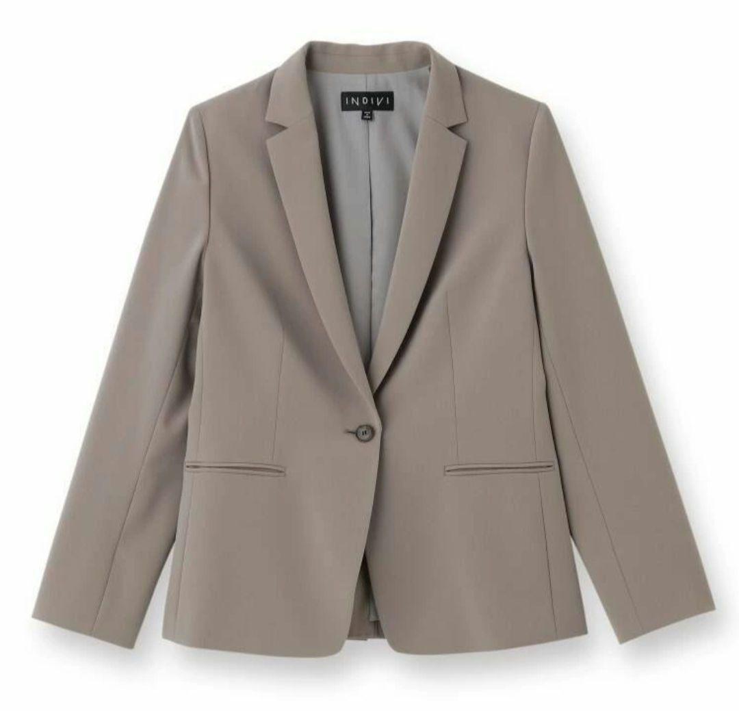 INDIVI　ストレッチテーラードジャケット、ストレッチタックテーパードパンツ