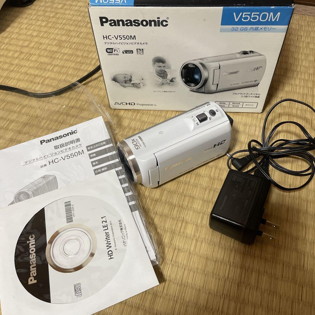 【美品】　Panasonic HC-V550M ビデオカメラ