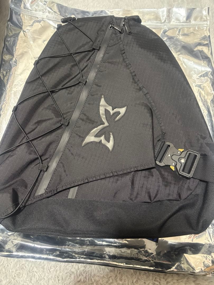 し*ー様 【即完売品】MERTRA Transforma Bag 新品未使用 メ