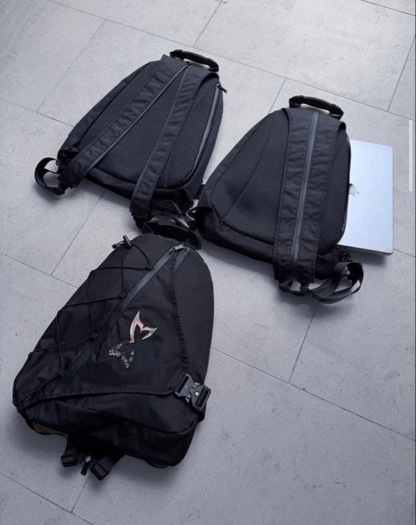 し*ー様 【即完売品】MERTRA Transforma Bag 新品未使用 メ