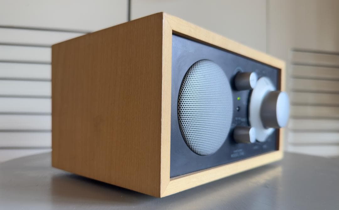 Tivoli Audio MODEL ONE ラジオチューナー