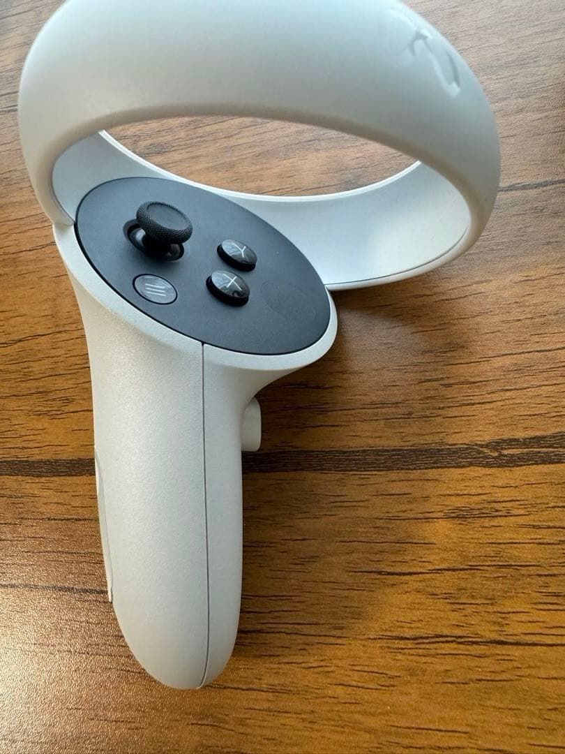 【美品】 quest 2 128GB 本体＋1.3万円相当ストラップ