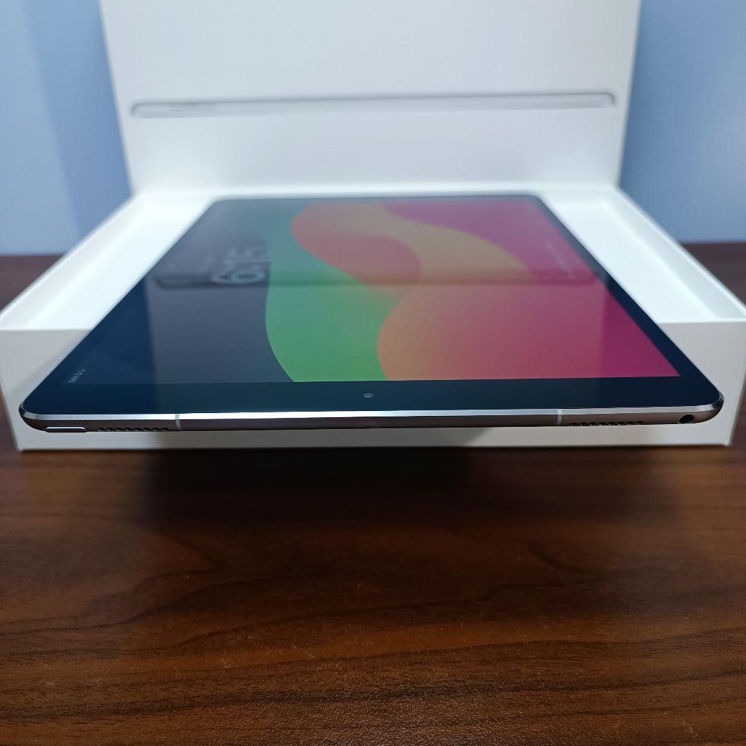 (美品) iPad Pro 10.5 Simフリー256GB、 Keyboard