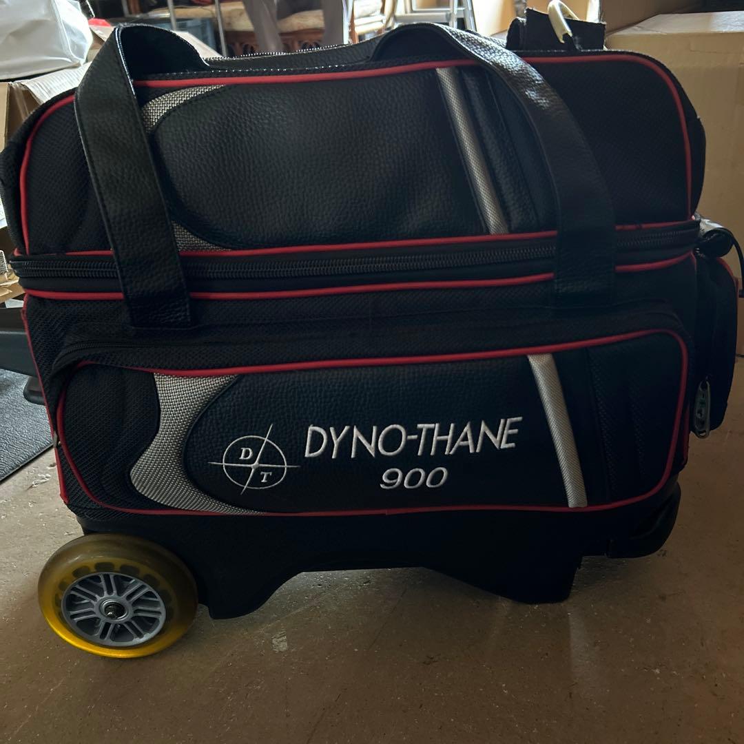 ボウリングボール2個セットとバッグ