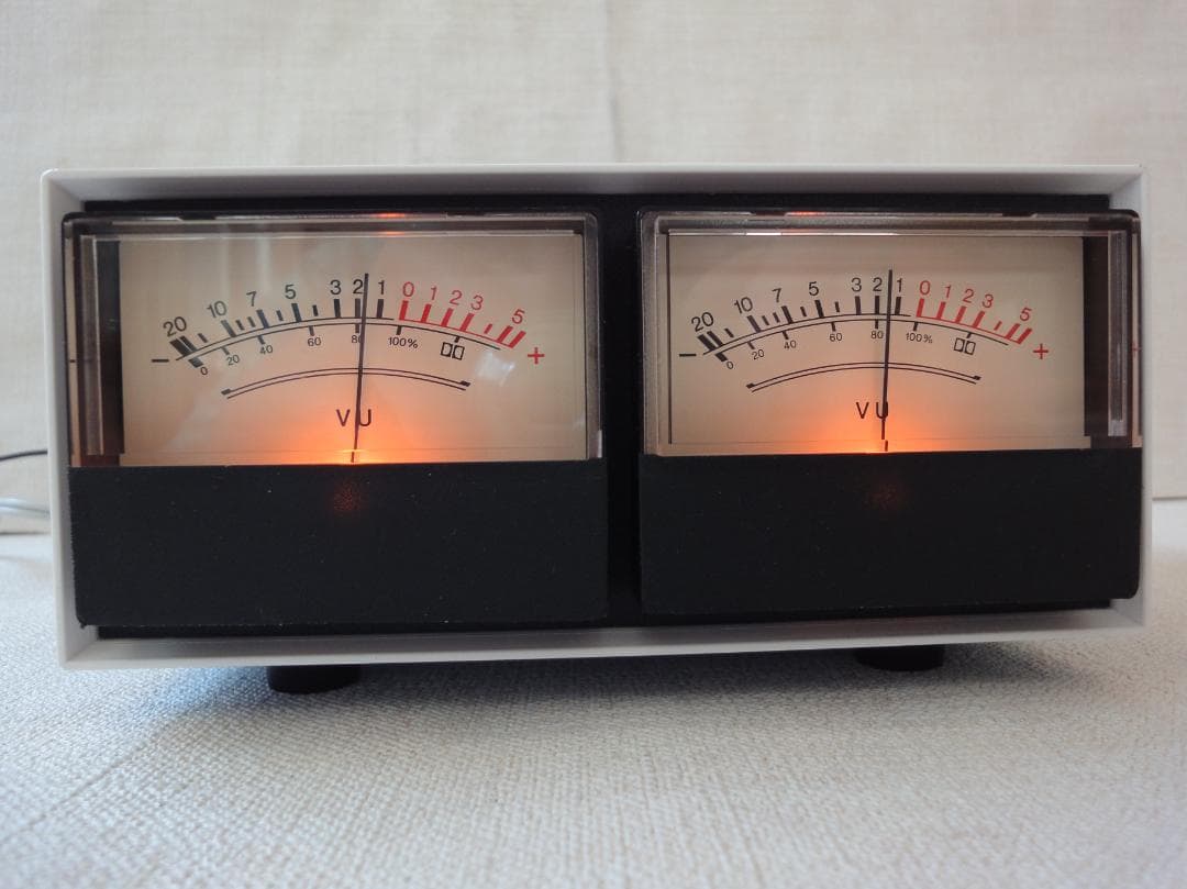 自作ステレオVUメーター216号機（ワイド中型）