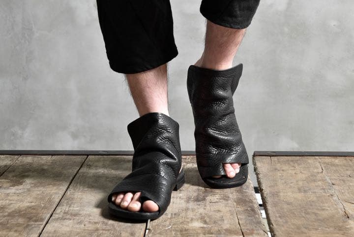 prtl x 4R4s ポルタユ　エクスクルーシブ　レザーサンダル