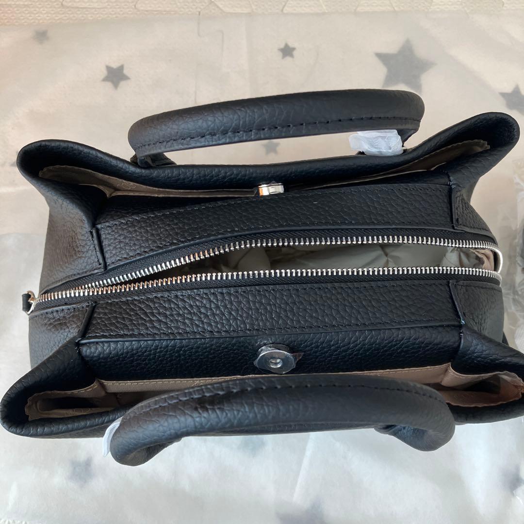 新品【BARCOS/バルコス】シュリンクレザー3層ハンドバッグ