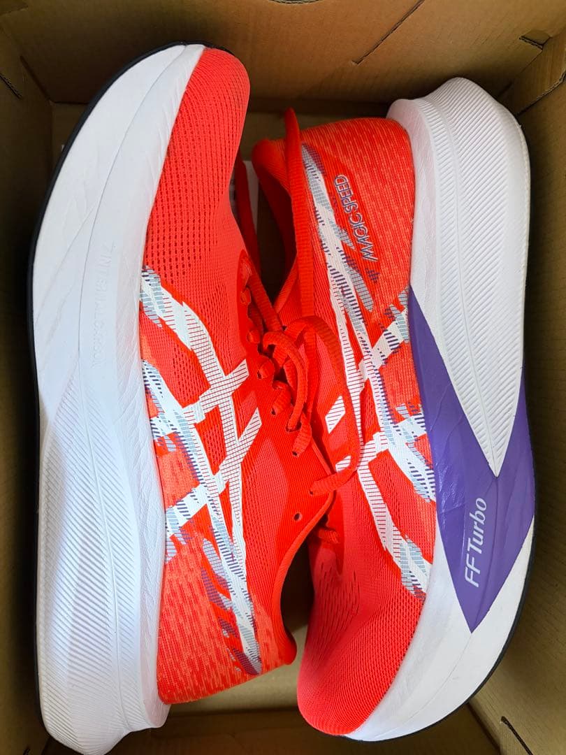 ASICS MAGIC SPEED オレンジ FF Turbo