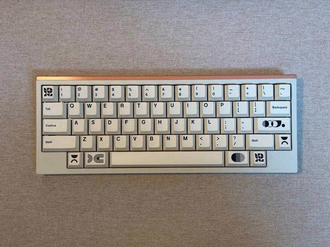 キーボード Mode Tempo Cream