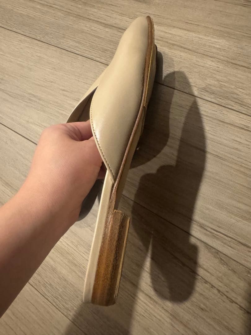 【最終値下げ】美品MANOLO BLAHNIK ベージュ ミュール