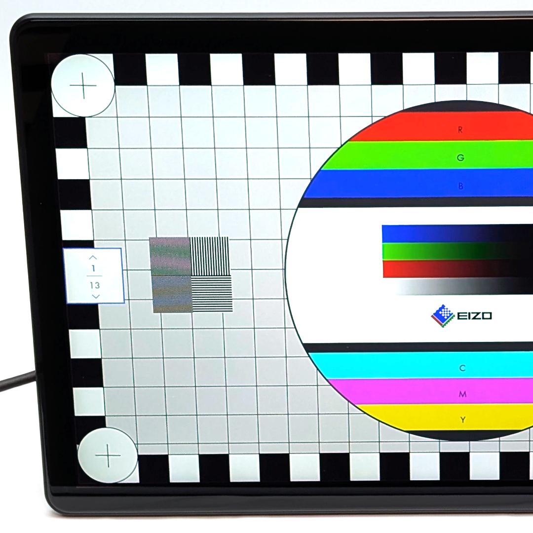 15.6インチ Full HD タッチパネルモバイルモニター