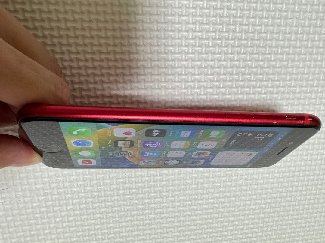 iPhone SE2 64GB SIMフリー 少しヒビあり 動作良好 本体のみ