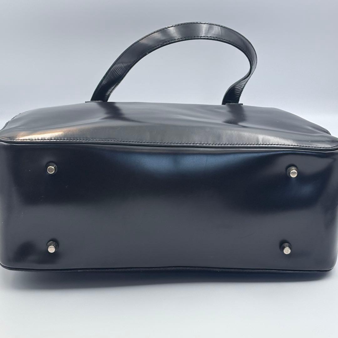 PRADAエナメルレザートートバッグ ブラック本革ビジネス美品