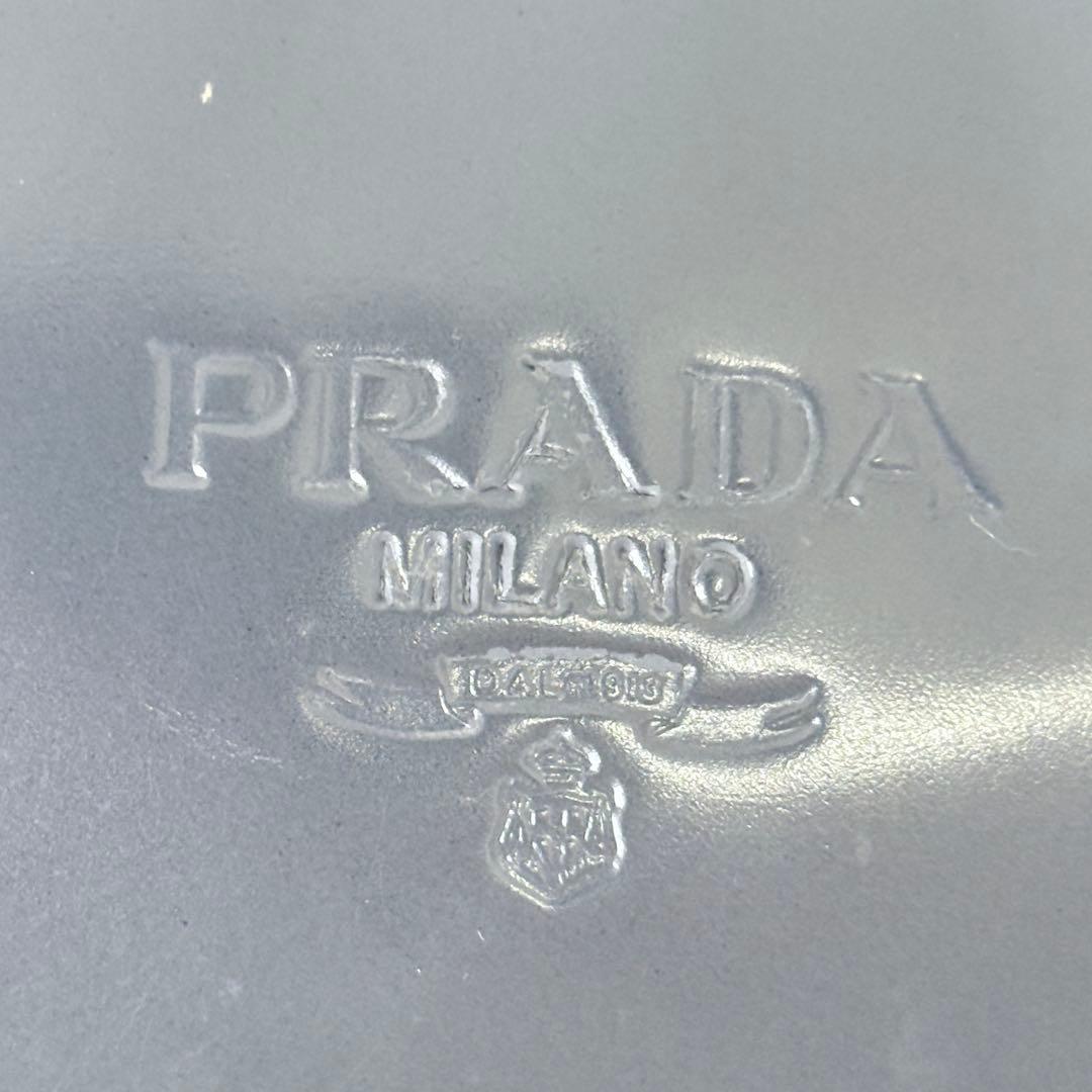 PRADAエナメルレザートートバッグ ブラック本革ビジネス美品