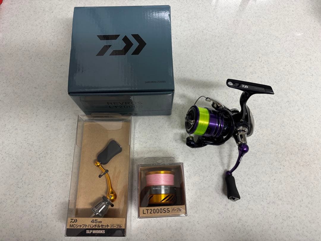 ダイワ　レブロスLT2000S カスタム　最終値下げ