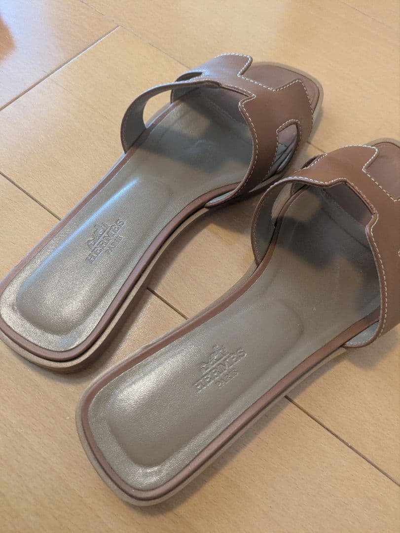 HERMES エルメス サンダル 《オラン》