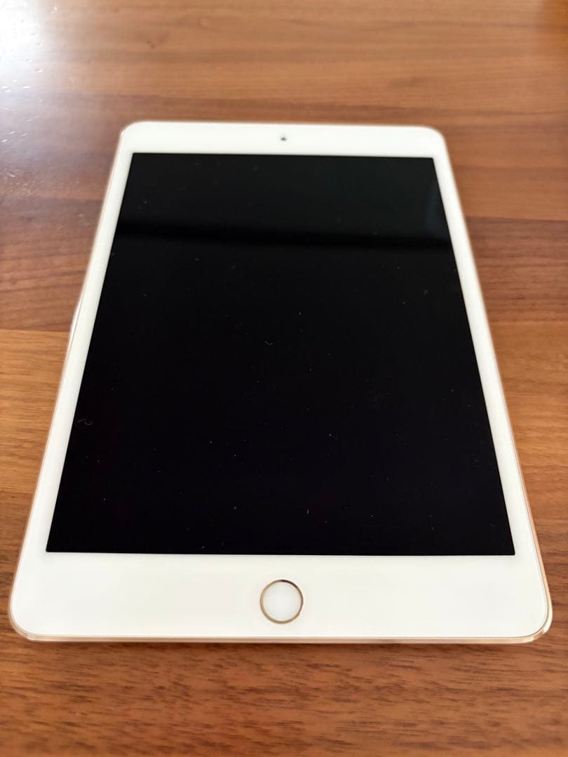 ップル iPad mini 4 WiFi 64GB ゴールド本体のみ
